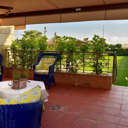 Sleeps 7 Pool בית נופש